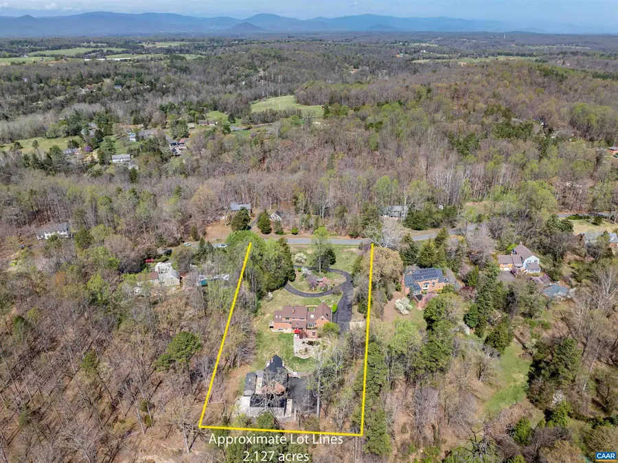 155 Ivy Ridge Rd, Charlottesville, VA 22901 - #3