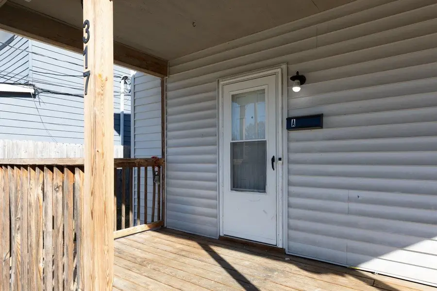 317 12th St W, Waynesboro, VA 22980 - #2