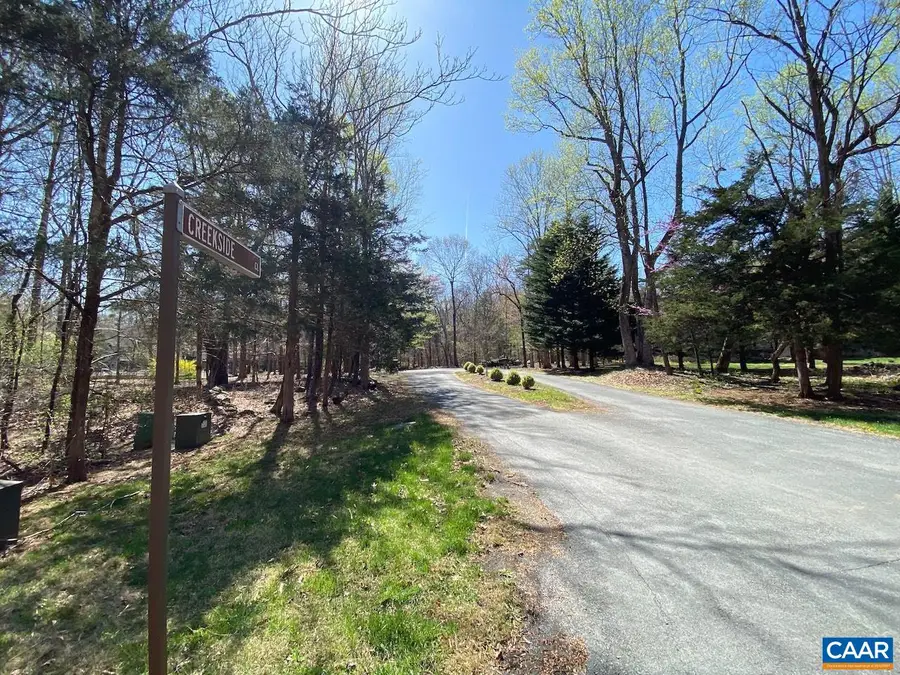 38 Creekside Cl, Nellysford, VA 22958 - #3