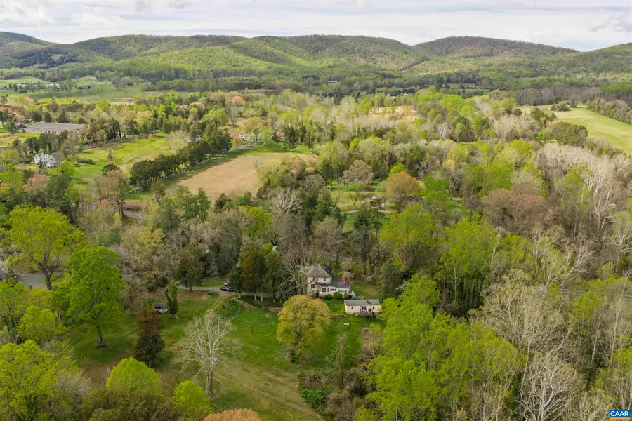 5515 Gordonsville Rd, Keswick, VA 22947 - #2