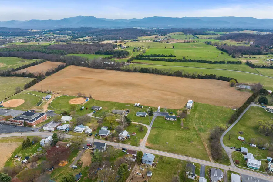 15,17,25,37 Hayfield Lane, Fort Defiance, VA 24437 - #2