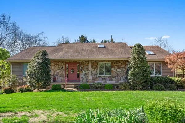 13004 Indian Trail Rd, Broadway, VA 22815