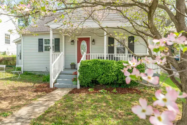 414 James Ave, Waynesboro, VA 22980