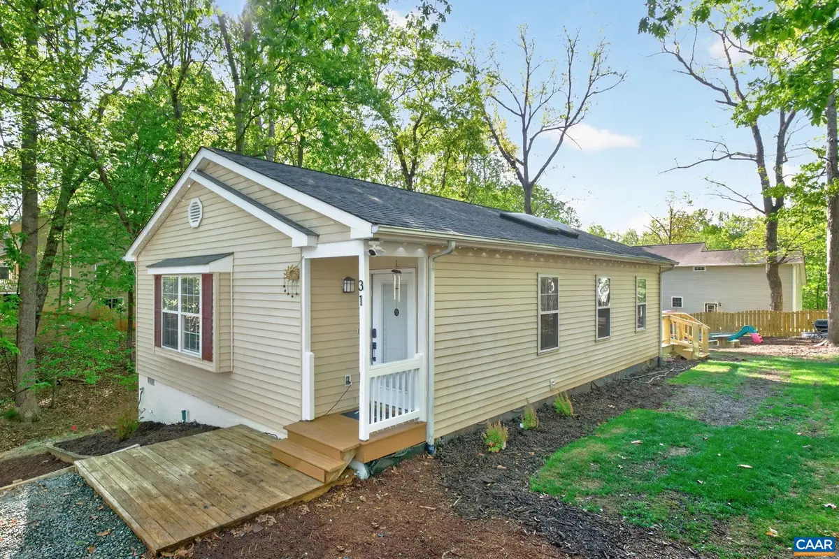31 Woodlawn Dr, Palmyra, VA 22963 - #1