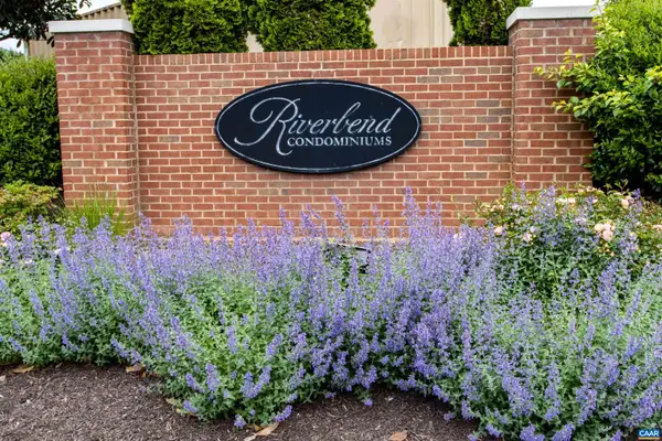 300 Riverbend Dr, Charlottesville, VA 22911