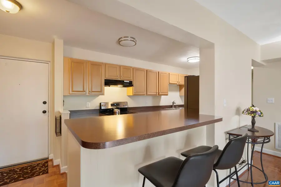 1800 Jefferson Park Ave, Charlottesville, VA 22903 - #3