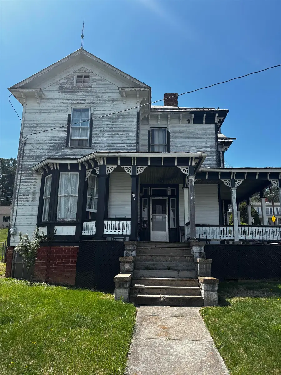 502 Tannehill St, Staunton, VA 24401 - #2