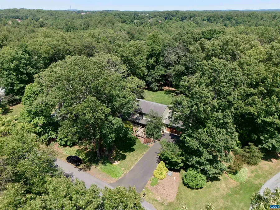 458 Deer Dr, Ruckersville, VA 22968 - #2