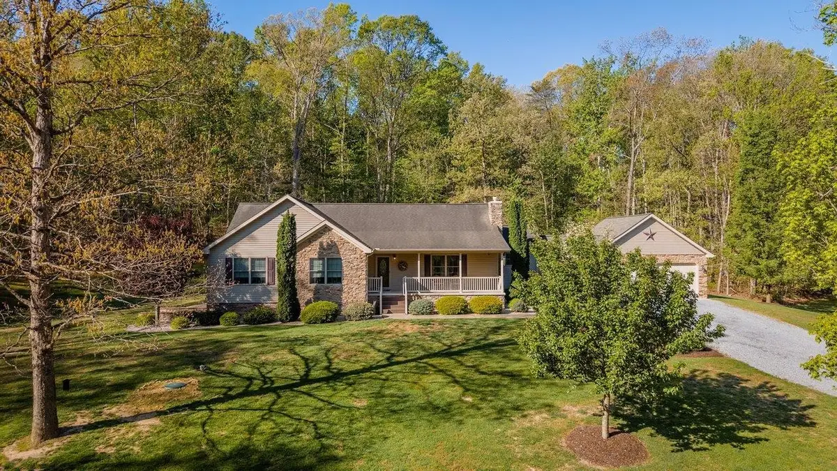 16823 Kites Dr, Elkton, VA 22827 - #1