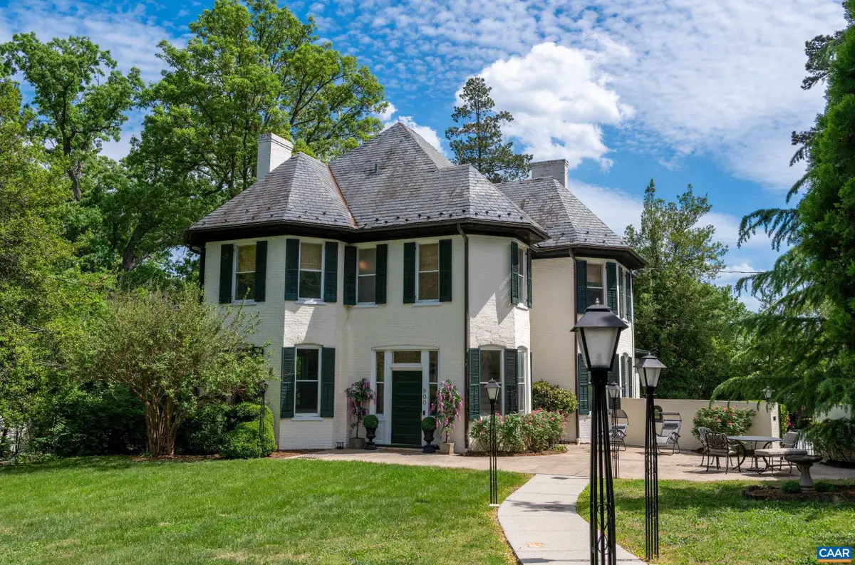 900 Rugby Rd, Charlottesville, VA 22903 - #1