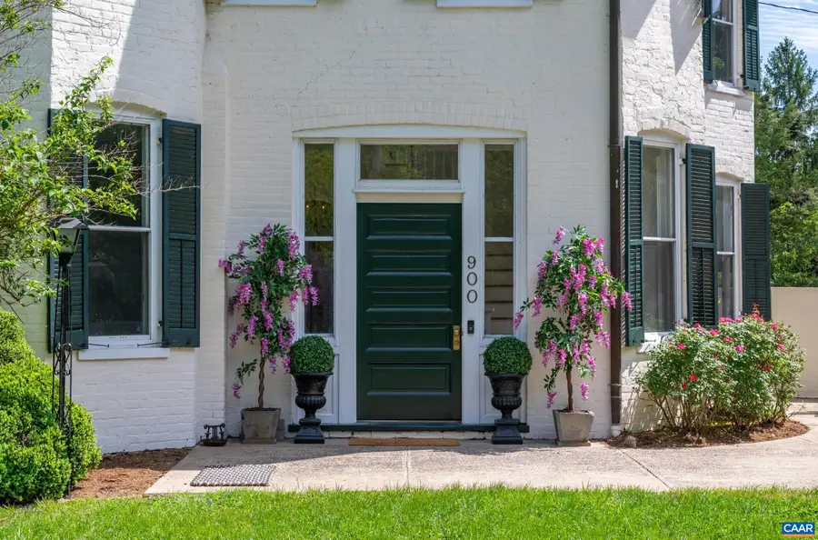 900 Rugby Rd, Charlottesville, VA 22903 - #2