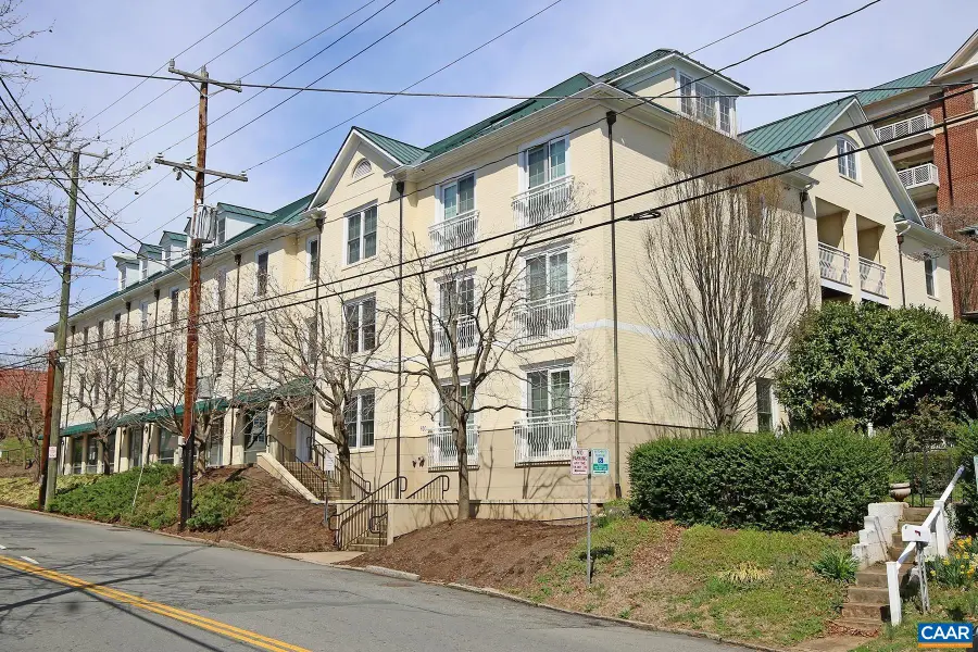 1001 Market St E, Charlottesville, VA 22902 - #2