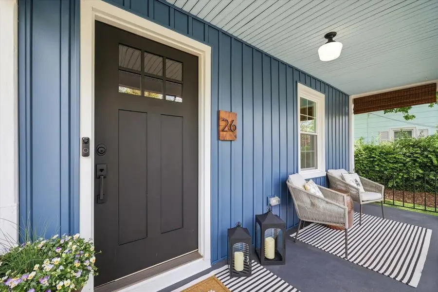 26 Dover St, Staunton, VA 24401 - #3