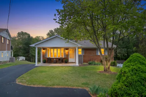 35 Hillside Dr, Verona, VA 24482