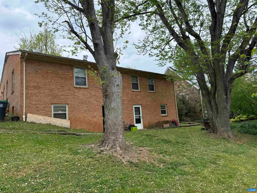 114 Harris Rd, Charlottesville, VA 22903 - #3