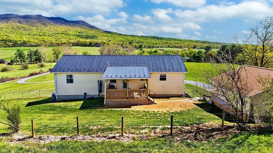 2099 Mountain Valley Rd, Keezletown, VA 22832 - #3