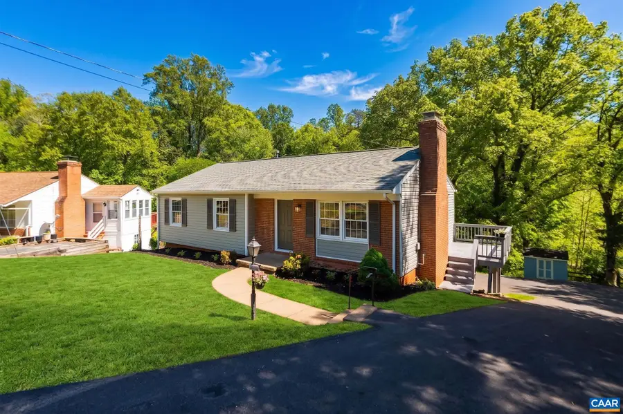 2208 Banbury St, Charlottesville, VA 22901 - #2