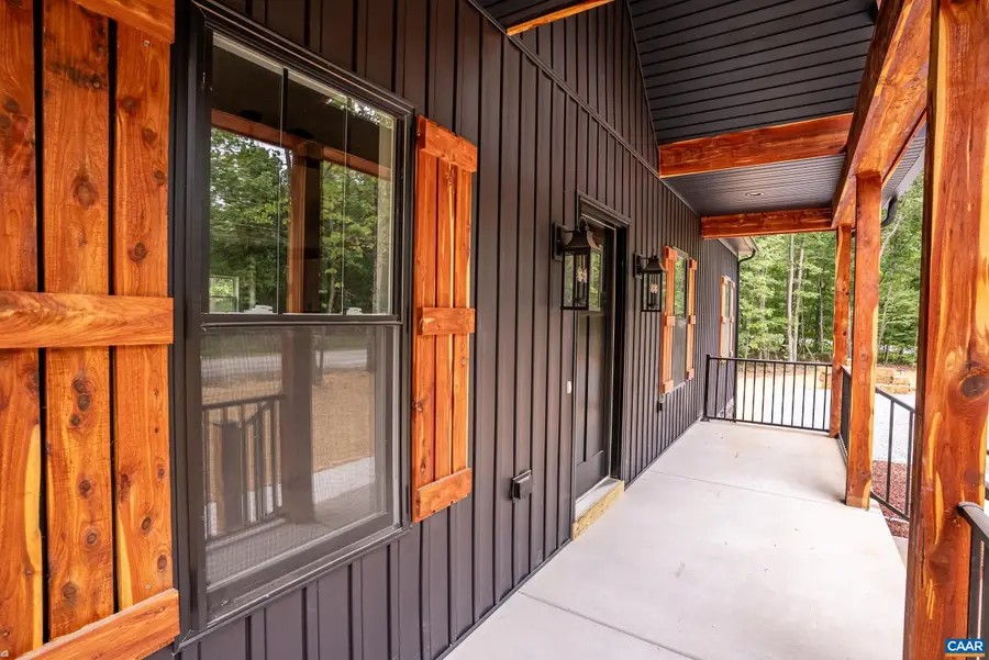 594 Community Rd, Dillwyn, VA 23936 - #3