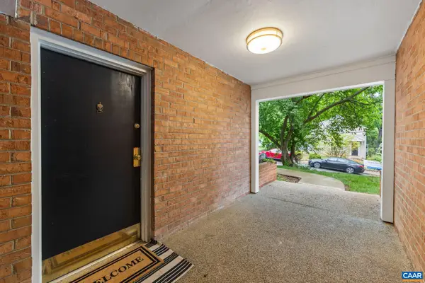 1800 Jefferson Park Ave, Charlottesville, VA 22903