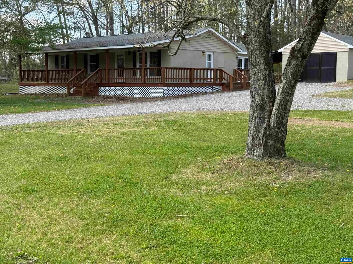 100 Lake Dr, Farmville, VA 23901 - #1