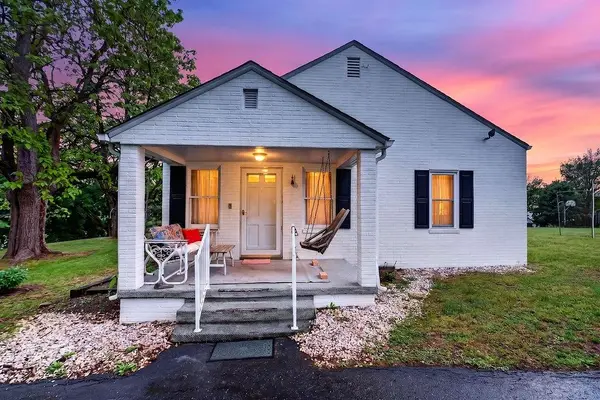 23 Montrose Dr, Fishersville, VA 22939