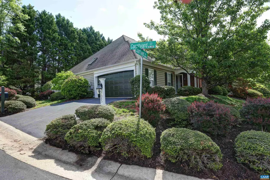 685 Courtyard Ct, Charlottesville, VA 22903 - #3