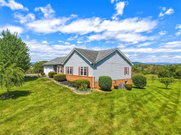 291 Beaver Ln, Mt Jackson, VA 22842
