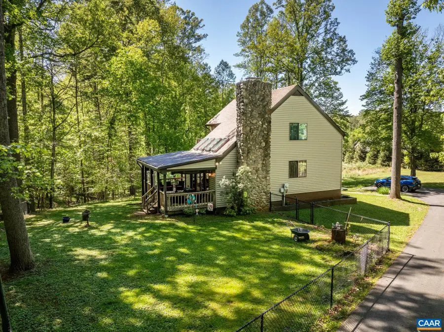 2530 Gillums Ridge Ln, Charlottesville, VA 22903 - #3