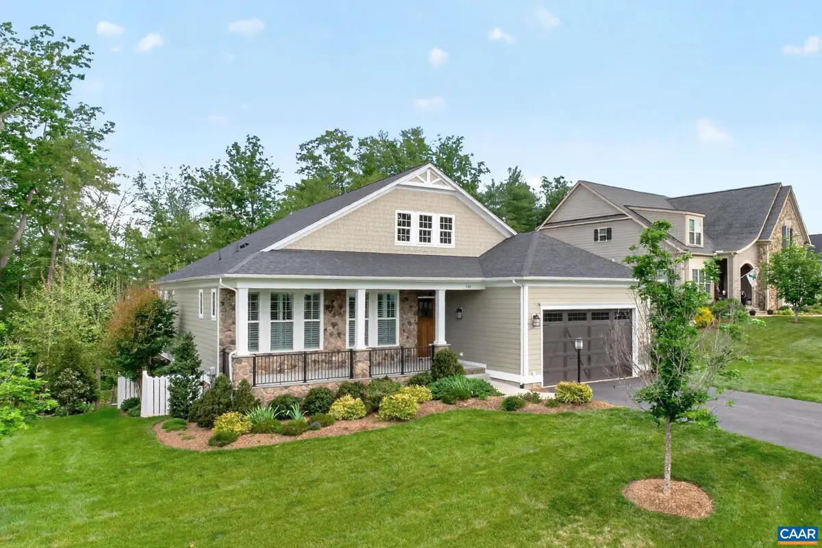 542 Drumin Rd, Keswick, VA 22947 - #1