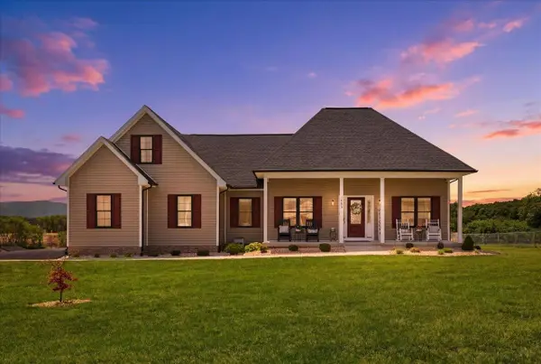 1003 Ladd Rd, Waynesboro, VA 22980