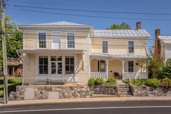 222 Main St N, Mount Crawford, VA 22841
