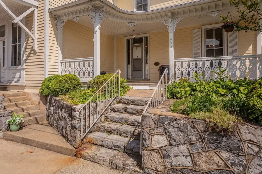 222 Main St N, Mount Crawford, VA 22841 - #2