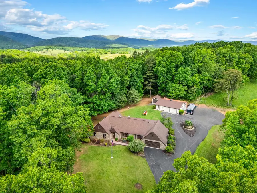 30 Scenic View Dr, Swoope, VA 24479 - #2