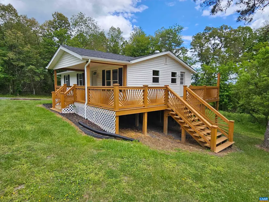 5290 Dixie Hill Rd, Buckingham, VA 23921 - #2