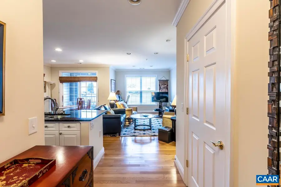 1051 Glenwood Station Ln, Charlottesville, VA 22901 - #3