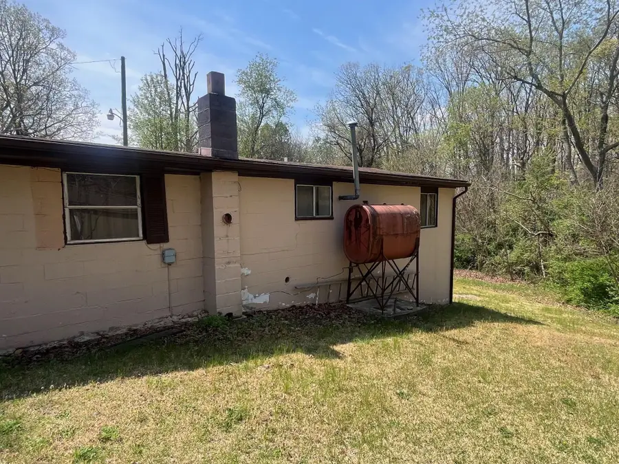 85 Dodge St, Stuarts Draft, VA 24477 - #3