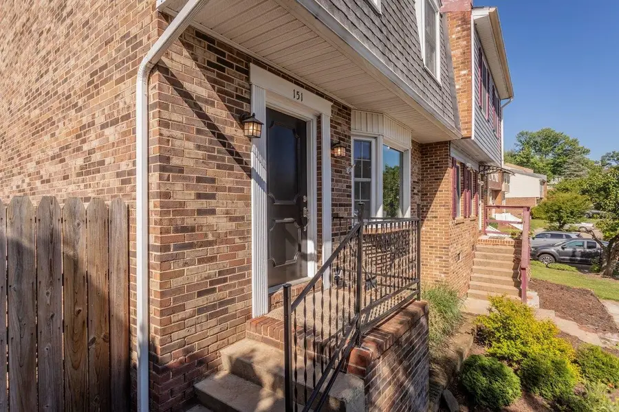 151 Wakefield Pl, Harrisonburg, VA 22801 - #2