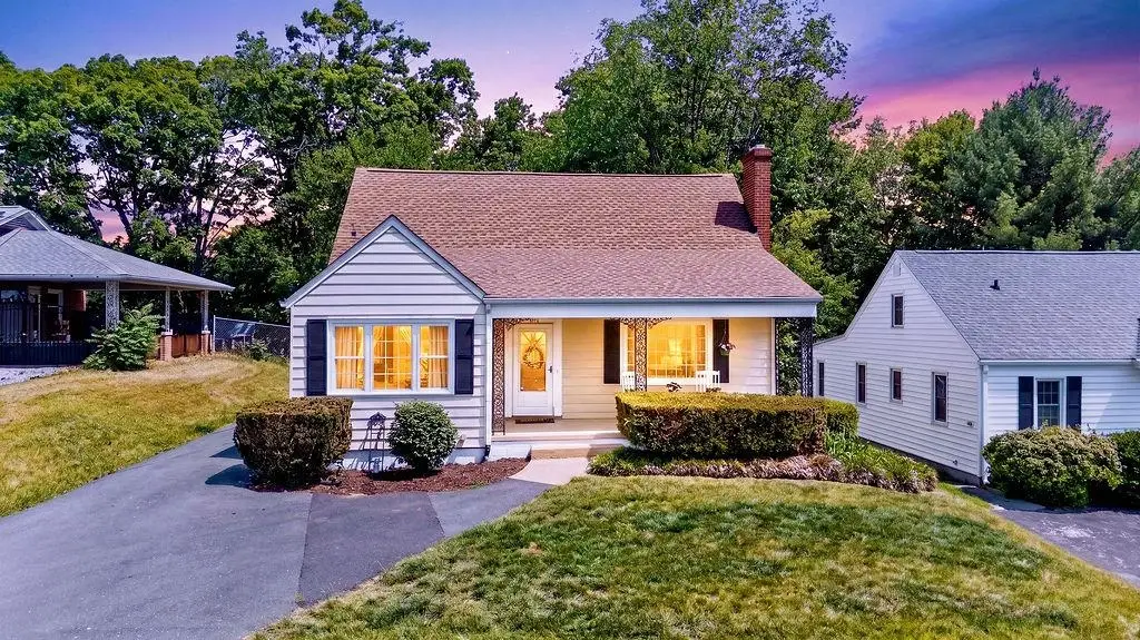1003 Skymont Rd, Staunton, VA 24401 - #1