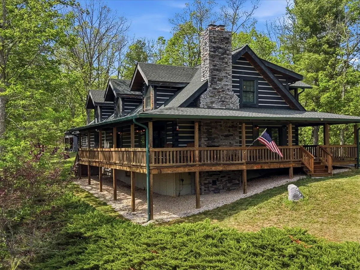 237 Hodges Draft Ln, West Augusta, VA 24485 - #1