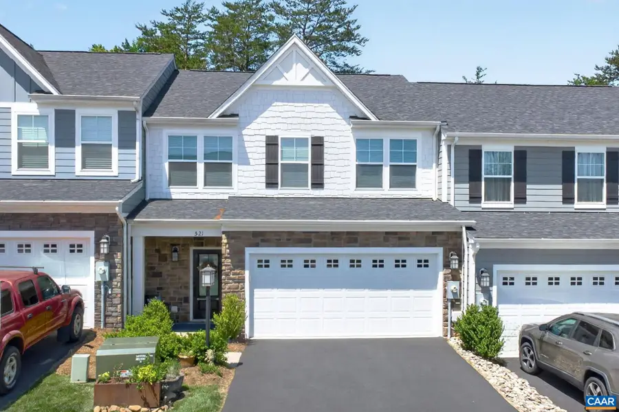 521 Crimson St, Crozet, VA 22932 - #3