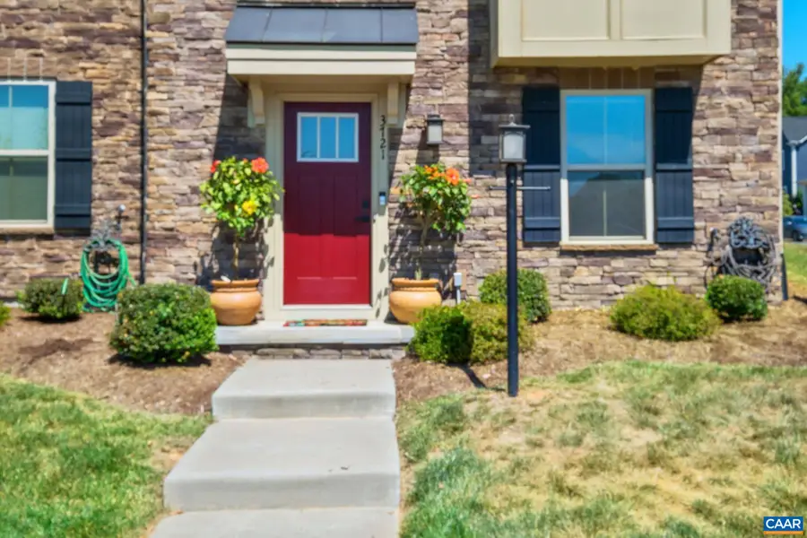 3721 Sedgewick Ln, Keswick, VA 22947 - #2