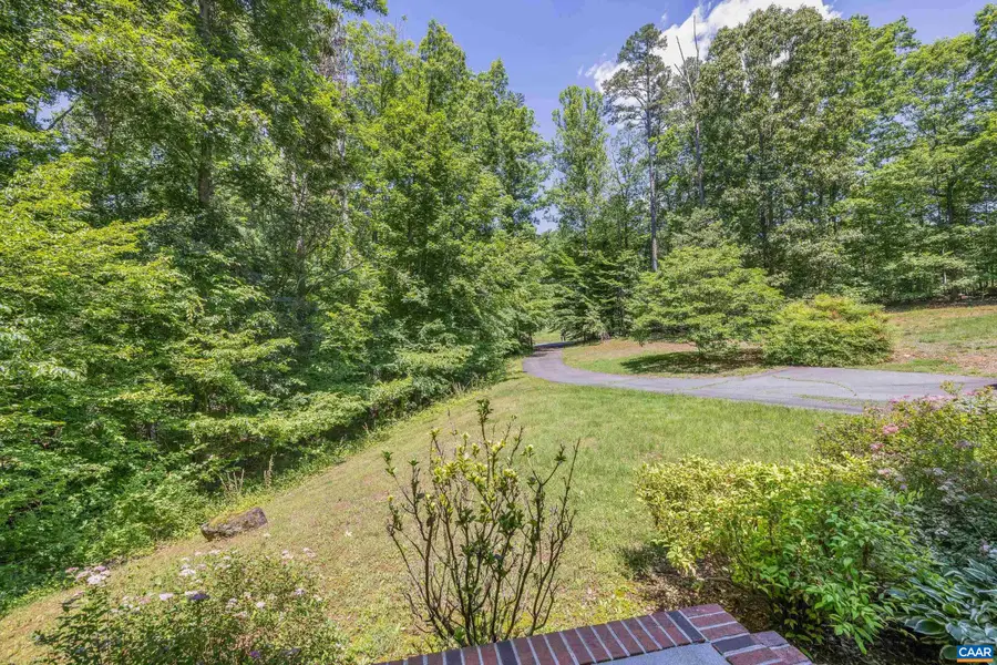 147 Old Mill Rd, Stanardsville, VA 22973 - #3