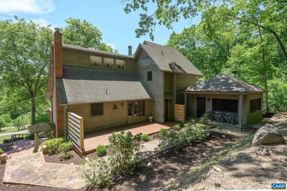 394 Pasturegate Ln, Stanardsville, VA 22973 - #1