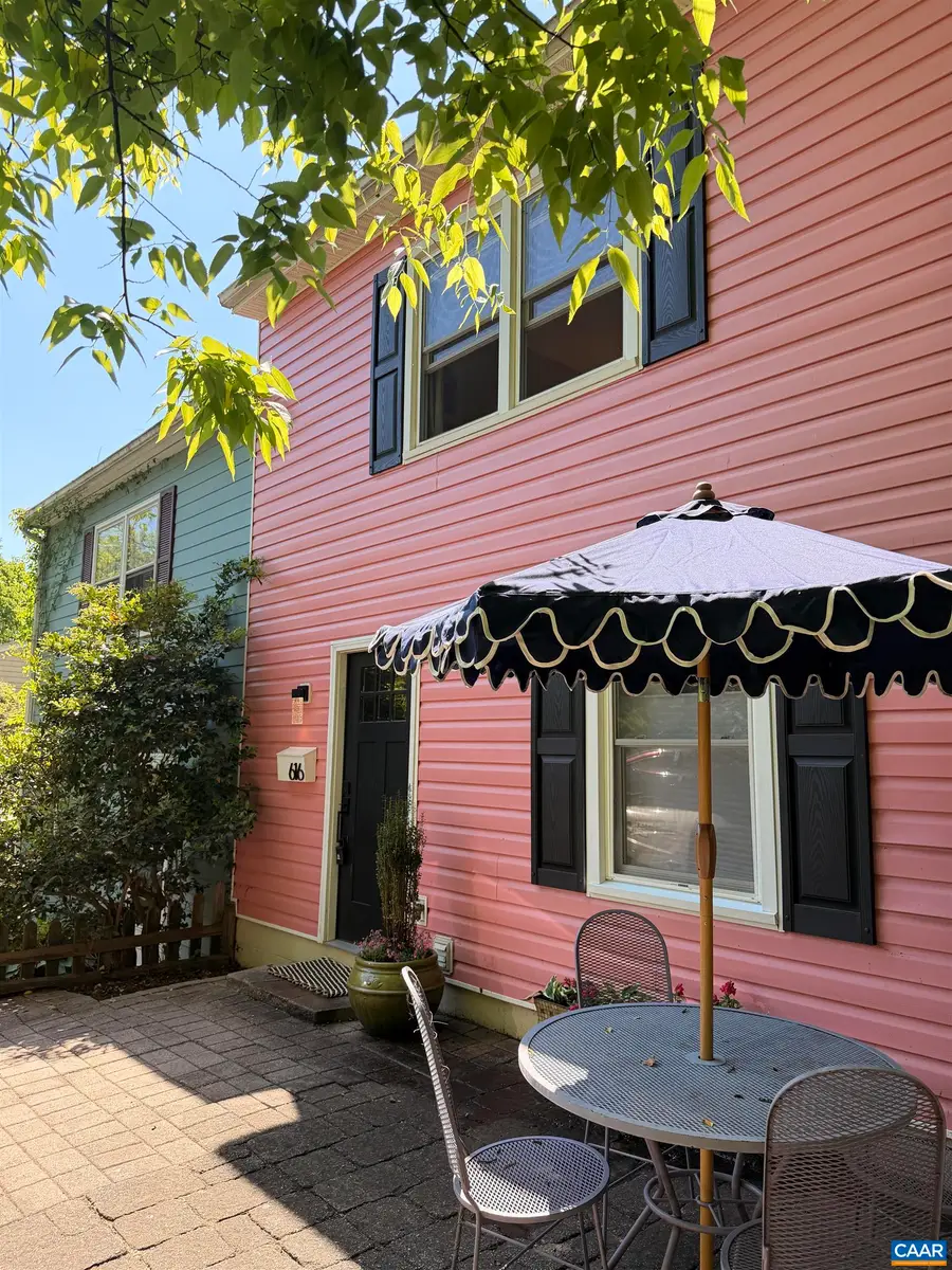 616 Brown St, Charlottesville, VA 22903 - #2