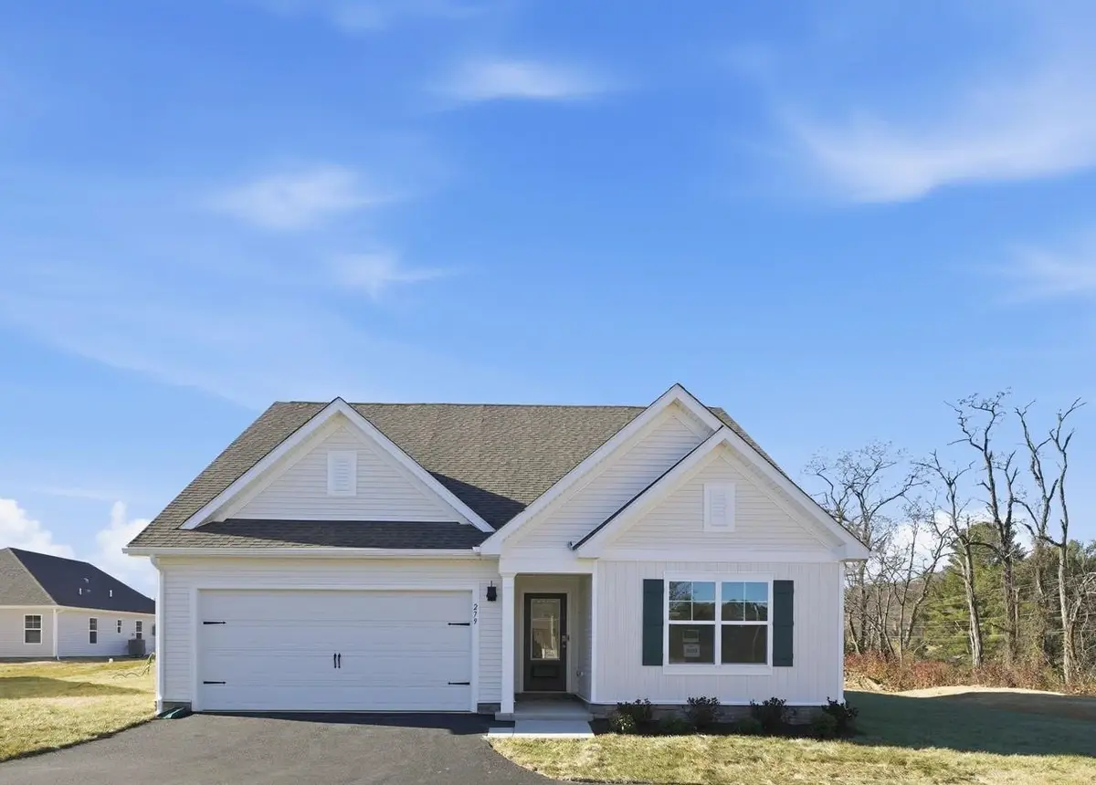108 Julian Dr, Waynesboro, VA 22980 - #1