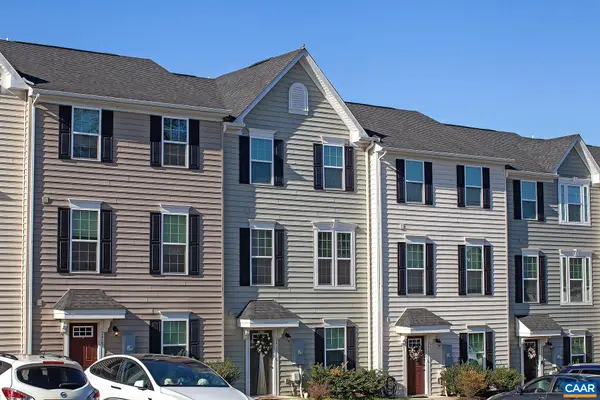 2427 Pocoson Wood Ct, Charlottesville, VA 22911
