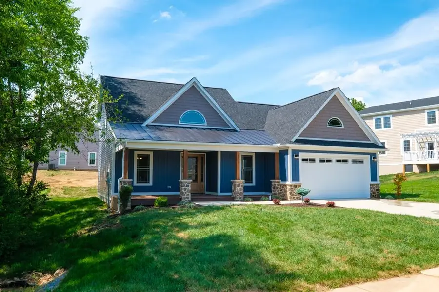 2509 Forest Dr, Waynesboro, VA 22980 - #2