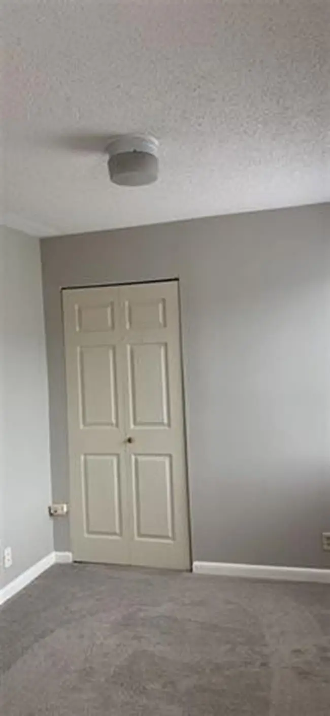 1384 Hunters Rd, Harrisonburg, VA 22801 - #3