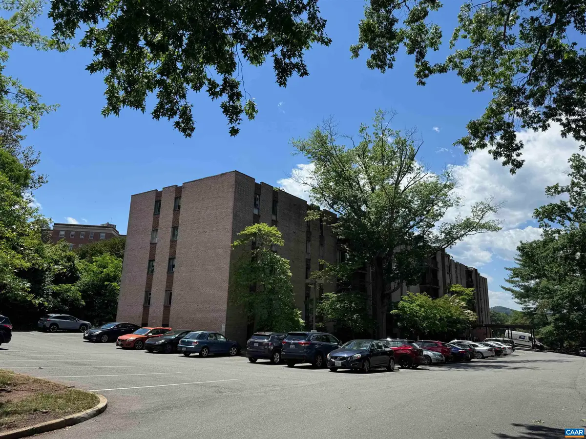 511 1st St N, Charlottesville, VA 22902 - #1