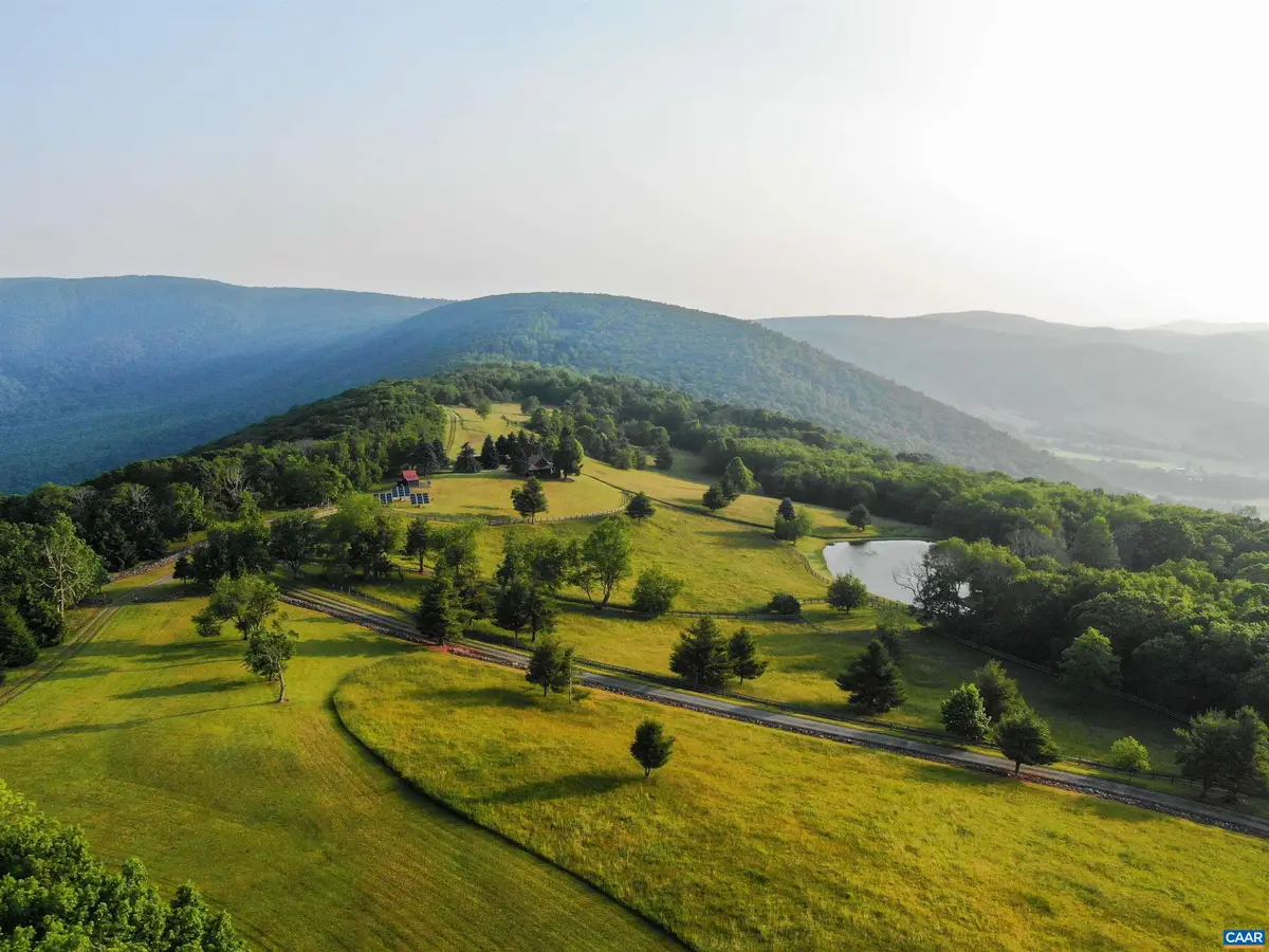 1064 Frazier Ln, Elk Creek, VA 24326 - #1